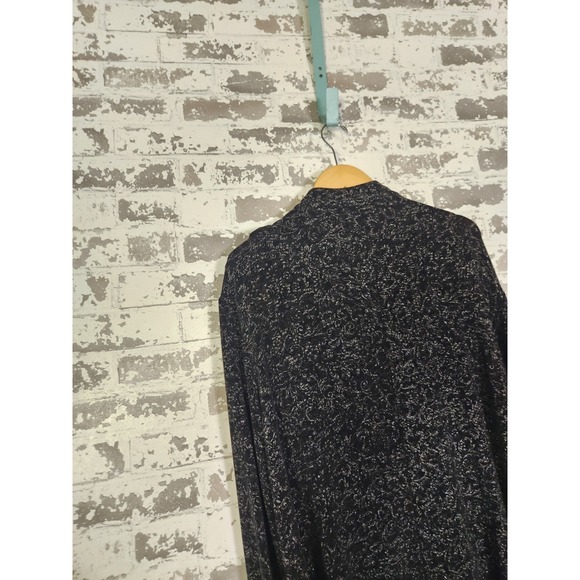 Vikki Vi Cardigan Jacket Size 2X Black Abstract Slinky Knit Textured Layering - Picture 8 of 16